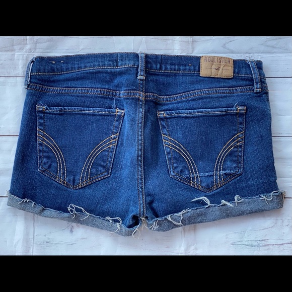 Hollister jean shorts - Picture 2 of 3